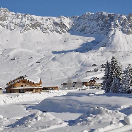 Les Roches 1500 Hotel Mieussy Екстериор снимка