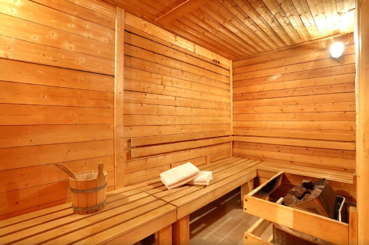 Les Roches 1500 Hotel Mieussy Екстериор снимка