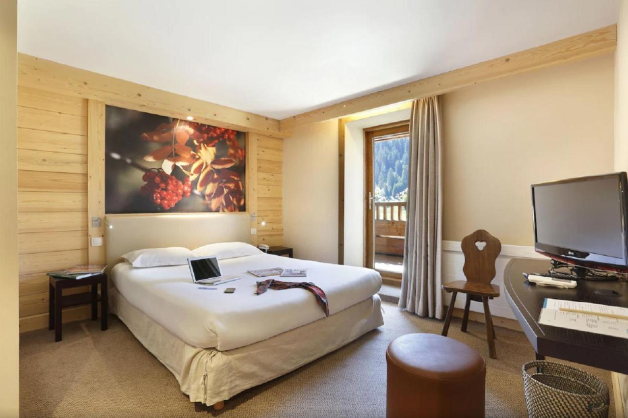 Les Roches 1500 Hotel Mieussy Екстериор снимка